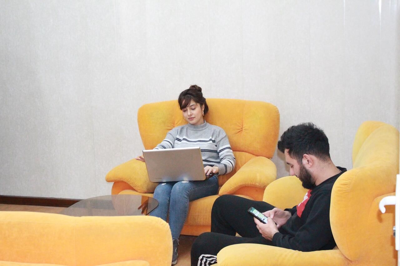 Отели типа «постель и завтрак» Nizami Center Hostel Баку-11